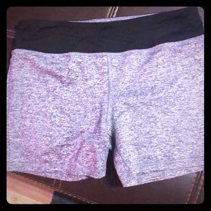 🎉SALE 🎊Women’s workout shorts large - grey/black